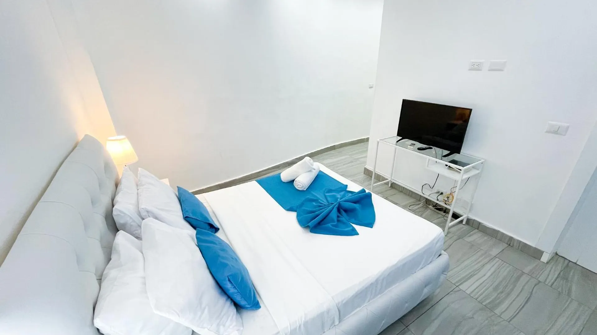 Rooftop Pool Studios Suites Ducassi Deluxe Hotel Beach Club & Spa بونتا كانا
